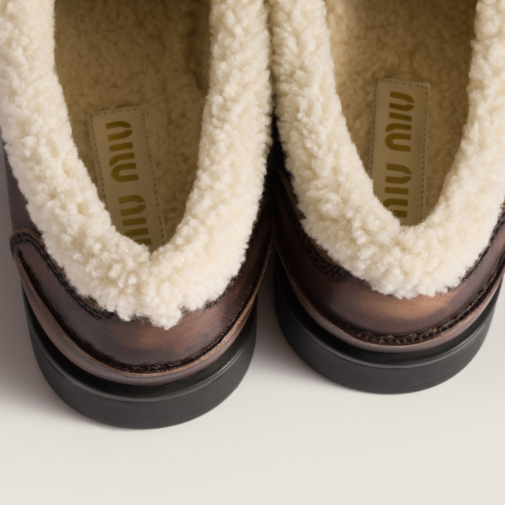 Women Bleached Leather And Shearling Penny Loafers - Ebano