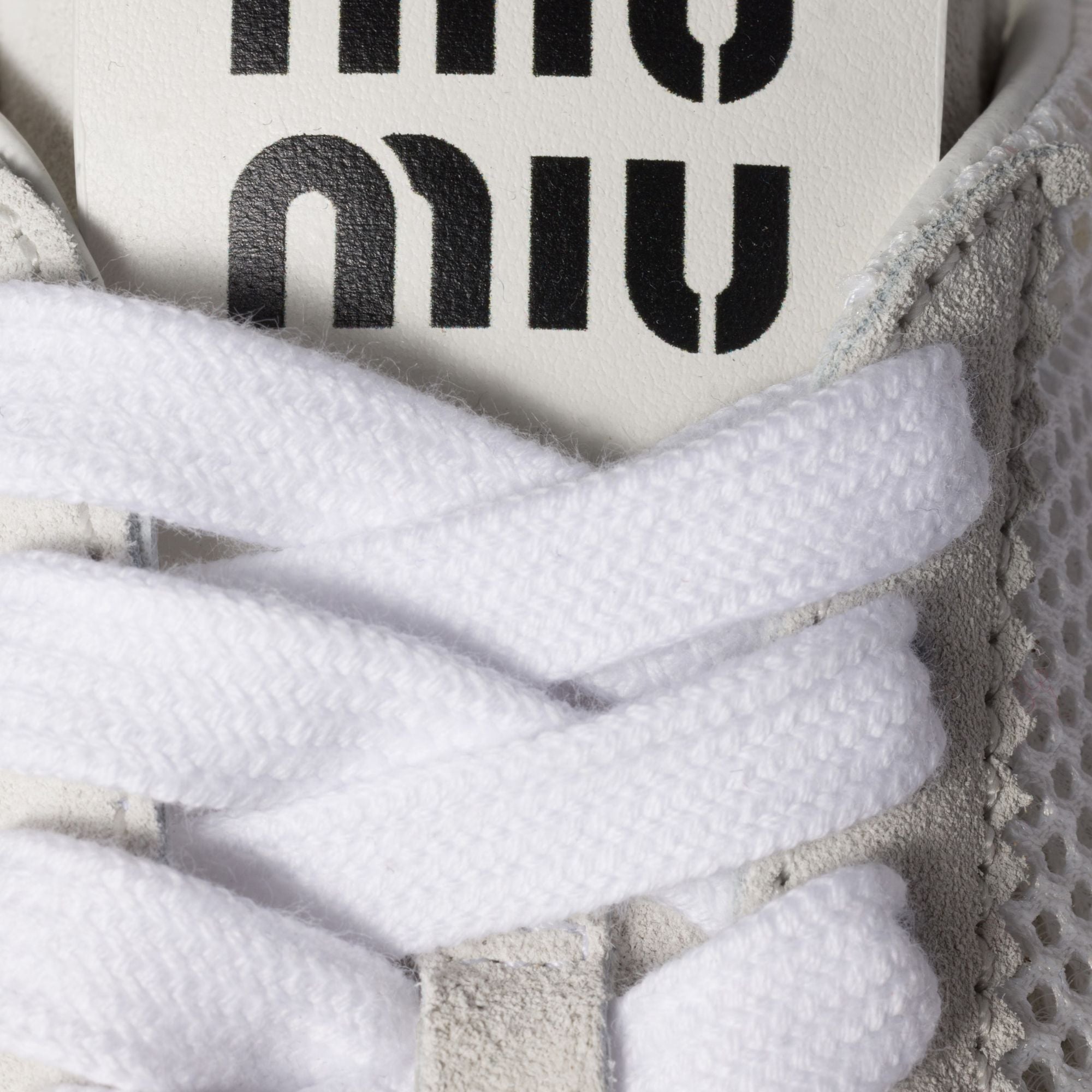 Women Plume Mesh And Suede Sneakers - Bianco