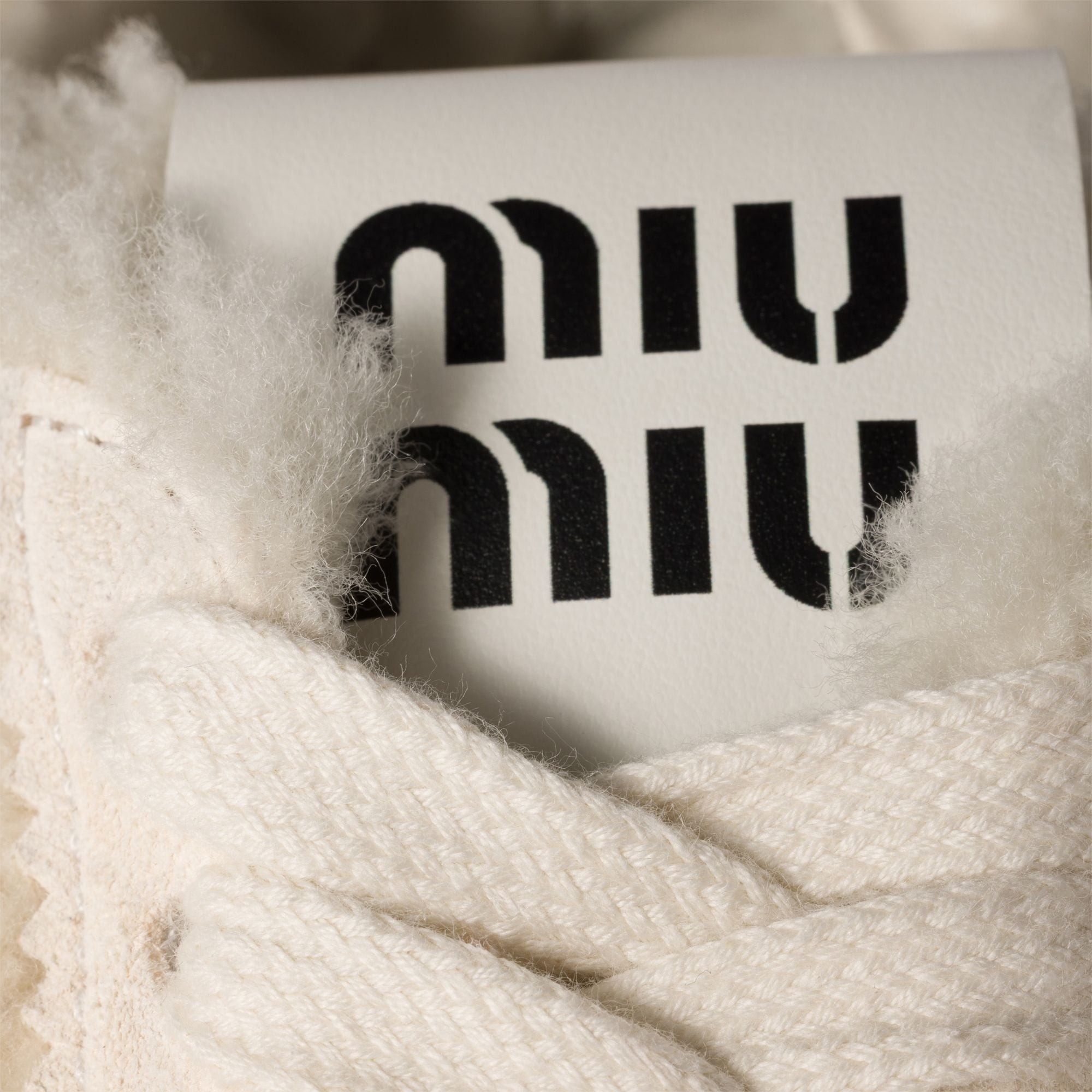 Women Plume Shearling Sneakers - Naturale