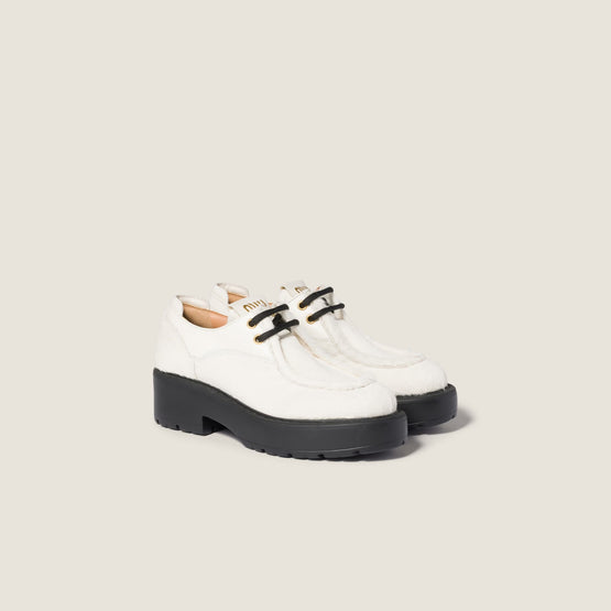 Leather and calf hair leather laced shoes