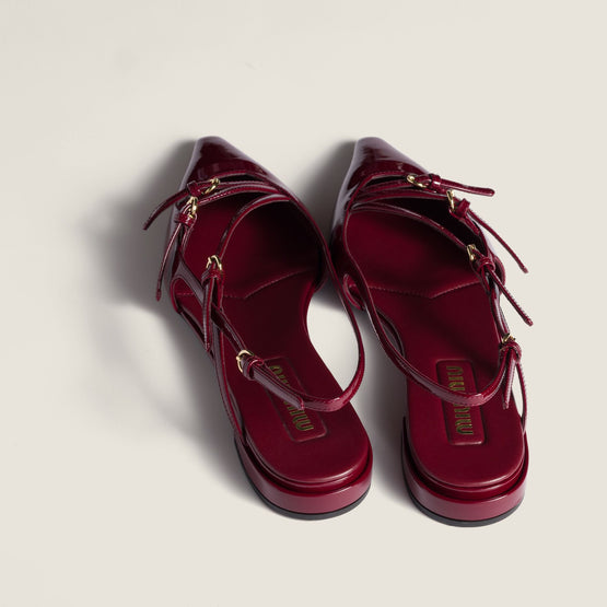Women Patent Leather Slingback Ballerinas With Buckles - Porpora