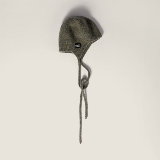 Wool and cashmere hat