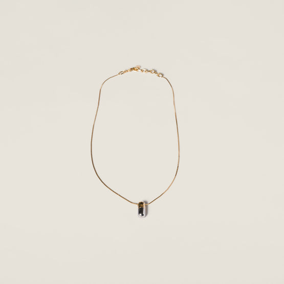 Metal necklace