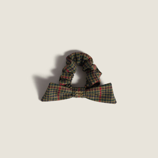 Houndstooth scrunchie