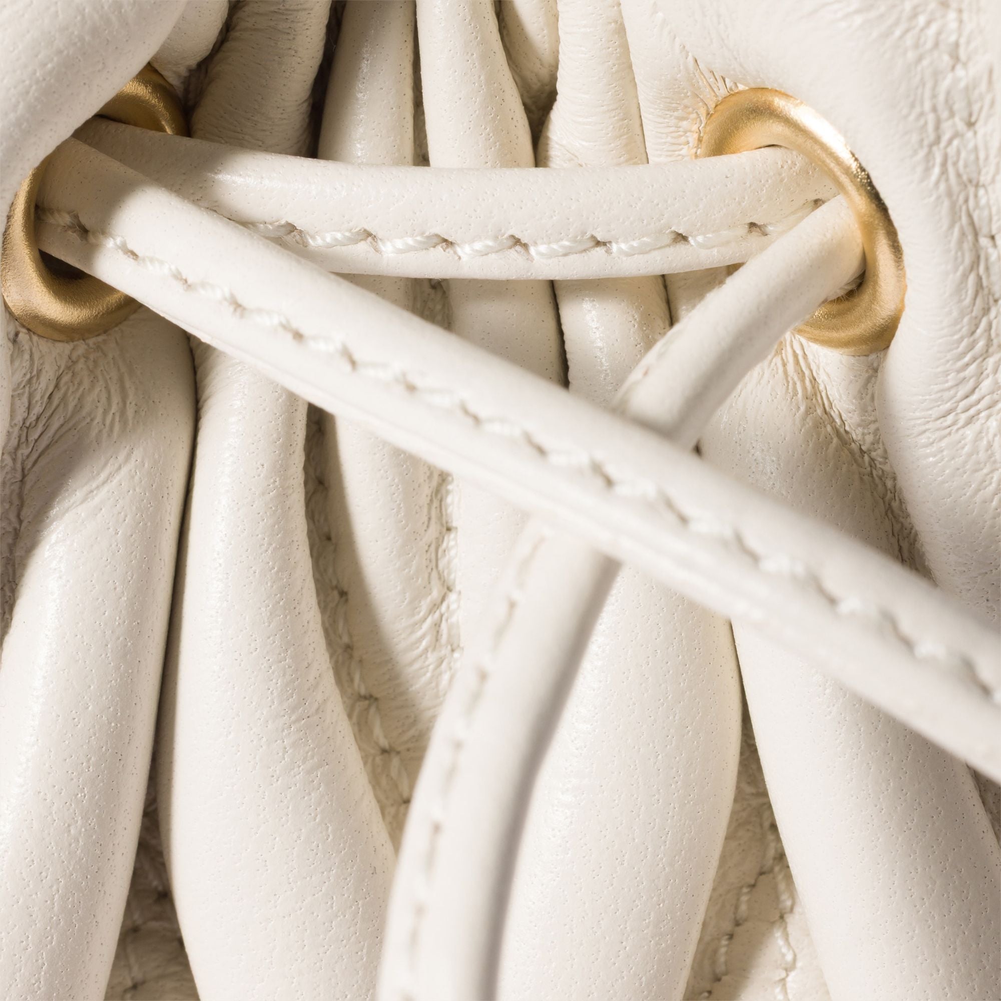 Women Matelassé Nappa Leather Pouch - Bianco