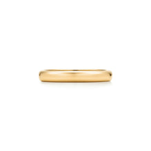 Tiffany T two diamond pavé medium ring in 18k Yellow Gold